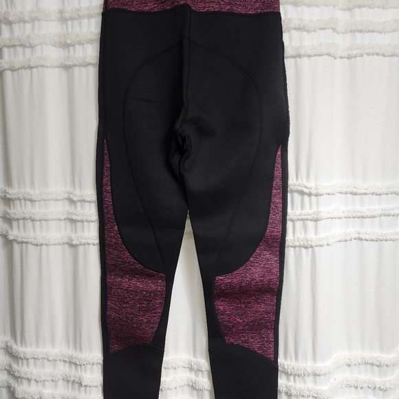 Bnwot Women's High waisted, Neoprene workout leggings. Size small . Firm on pric - Picture 8 of 12